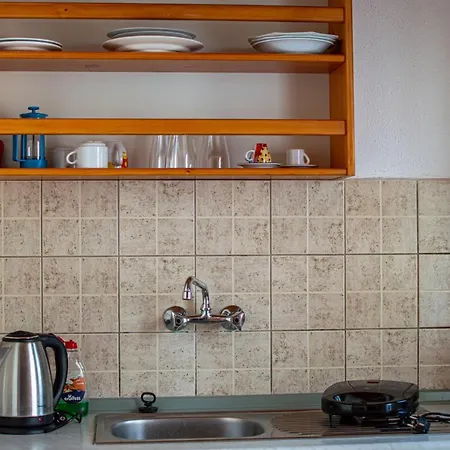 Giola Apartments And Studios 1 Астрис Экстерьер фото
