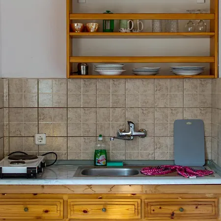 Giola Apartments And Studios 1 Астрис Экстерьер фото