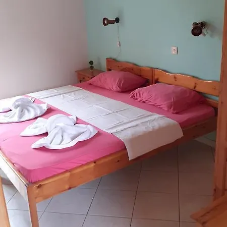 Giola Apartments And Studios 1 Астрис Номер фото